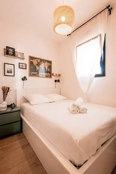 Bel Appartement Neuf Et Paisible La Chapelle-des-Fougeretz 0*,  Francja
